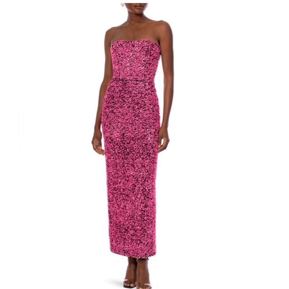 Helsi Leslie dress in Pink. NWT